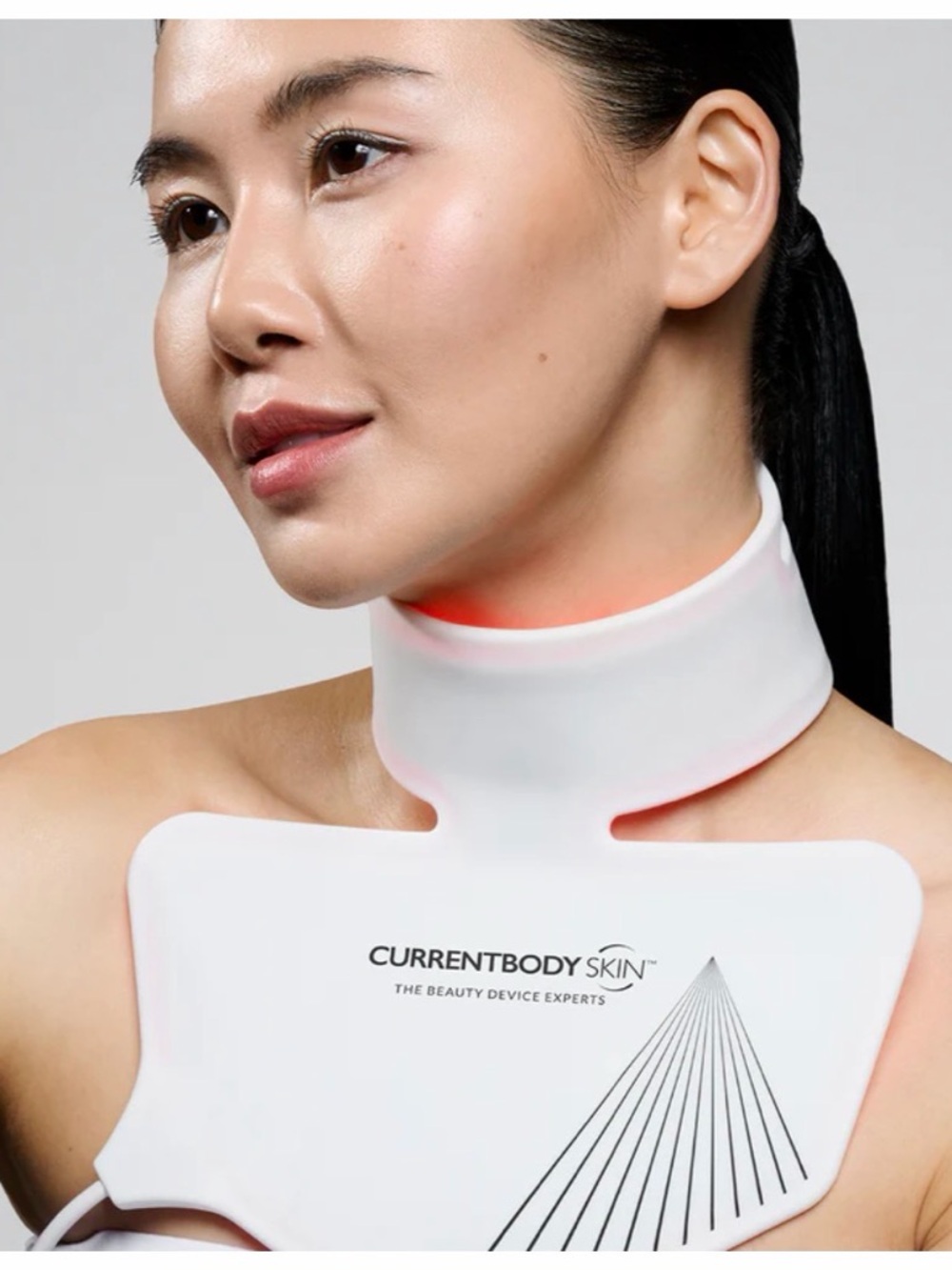 CurrentBody Skin LED Neck & Décolletage Mask: Series 1